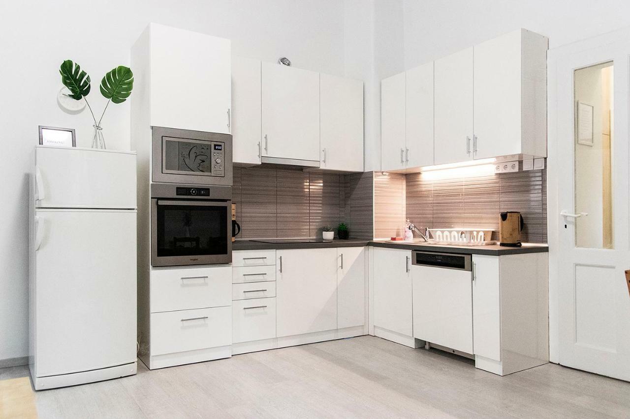 Dora Apartment Near Buda Castle With Parking! Budapeszt Zewnętrze zdjęcie
